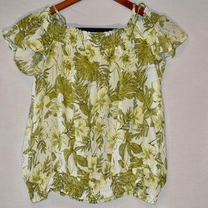 Flower shirt NWOT